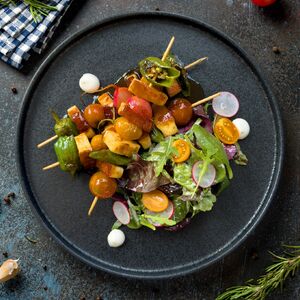 Snídaňový špíz s halloumi a bylinkami
